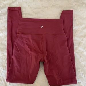 Lululemon 28” Wunder Under